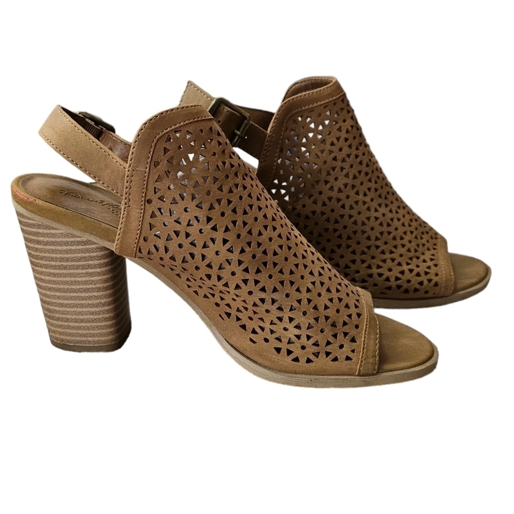 Universal Threads Peep Toe Slingback Brown Cut Out Chunky Heel Booties Size 7.5